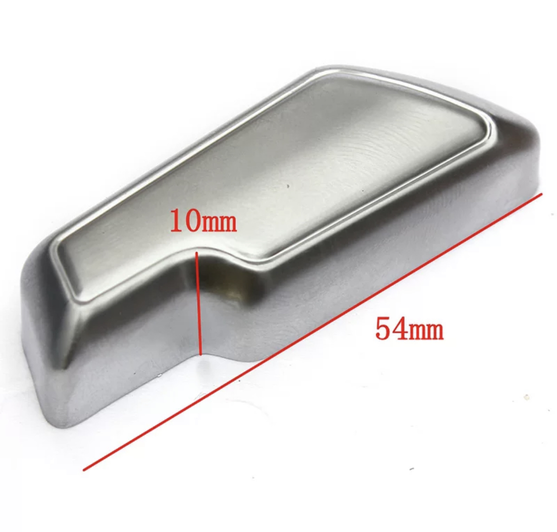 Sportovní chromové tlačítka polohování sedačky Mercedes Benz (W176 / W204 / C117 / X117 / W218 / W212 / W166 / X166 / X156 / C292 / X204)